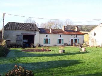 Traditional French House & Barn Lathus Saint Remy