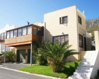 GREAT BUY - GREAT VIEWS! Gordons Bay