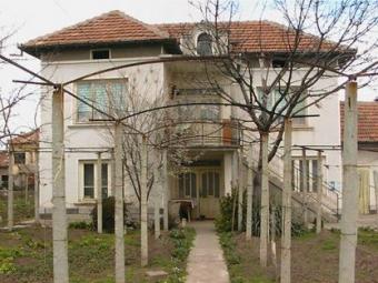 Cozy and sunny house! Veliko Tarnovo