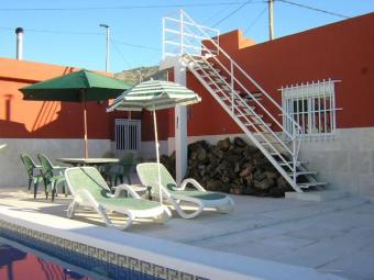 Pinoso, 6 Bed Country House Alicante