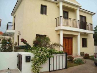 3 bed detached house with pool Limassol