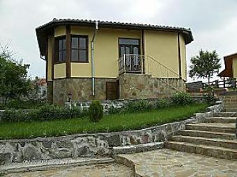 NERAIDES luxury rural house Bryastovets