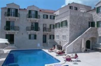 CROATIA A SALE HOTEL TO BRAC ISL Bol