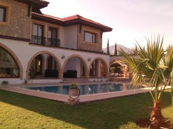 LUXURY VILLA FOR SALE Kyrenia