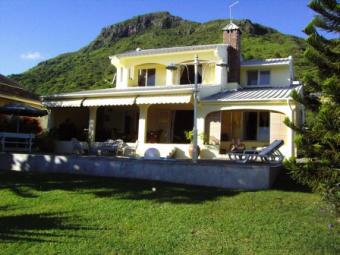 Villa to sell Tamarin