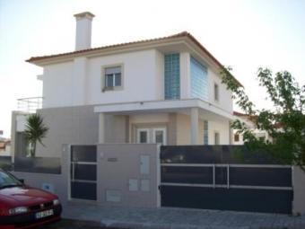 4 Bedrooms detached villa Nazar&eacute;