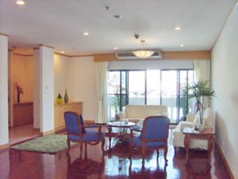 Apartment / Condo on Sukhumvit 1-21 (Nana-Asoke) Bangkok