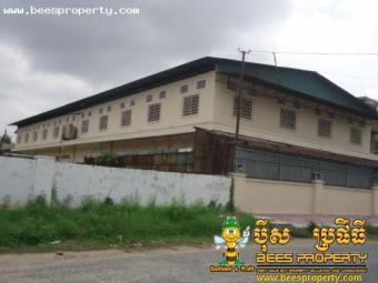 WAREHOUSE OR BUILDING FOR RENT L Phnom Penh