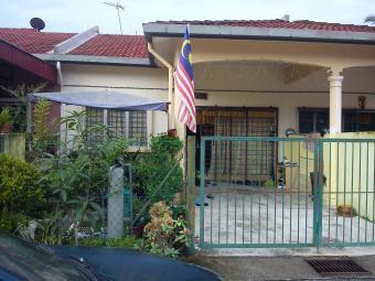 house for sale at pekan sg buloh Kuala Selangor