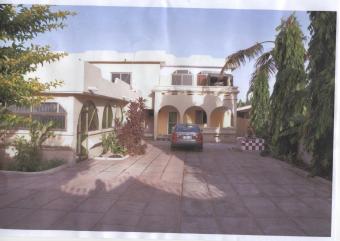commercial house 4 sale Accra