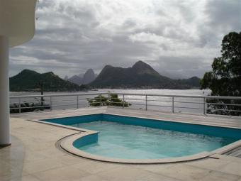 Mansion with panoramic views !! Rio De Janeiro