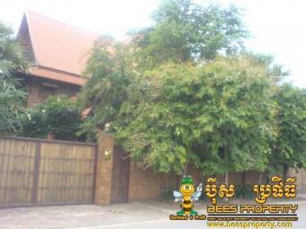 SHARE VILLA FOR RENT LOCATED CHR Phnom Penh