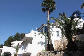 Neat holiday apartment Muntanya La Sella