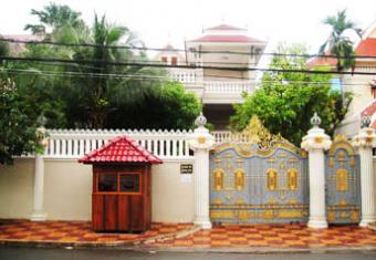 modern style villa for rent 7000 Phnom Penh