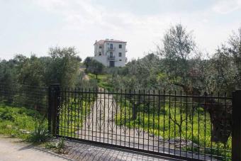 Work/live and invest property Gythio
