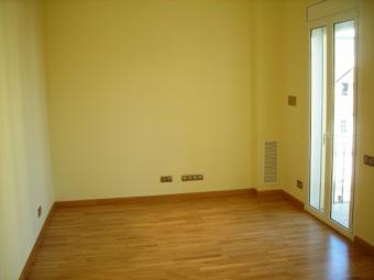 FULLY REFURNISHED FLAT OF DESIGN Barcelona