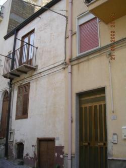 Townhouse in Sicily-Via Fidanza Cianciana