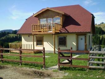 House for Sale in Transilvania Fundata