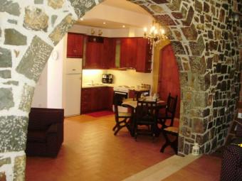 KSENONAS ARXONTIKO SMARI Creta Heraklion Smari