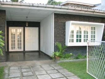 House near Galle Rd in Ratmalana Ratmalana