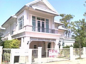 Convenient home for rent Bangkok