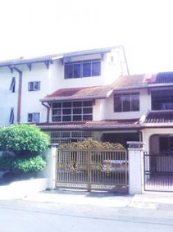 2&1/2 stories house Tmn Pelangi Johor Bahru