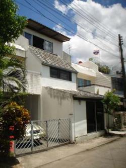 room to share Chiang Mai