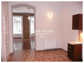 REFURBISHED APT IN BUDAPEST Budapest