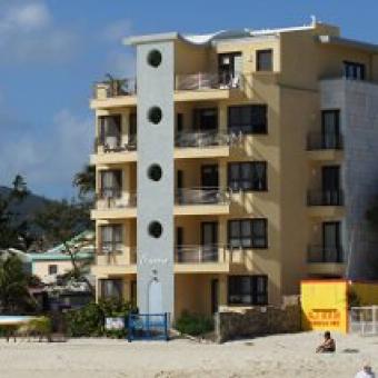 `Oceans` beach front apartments Philipsburg