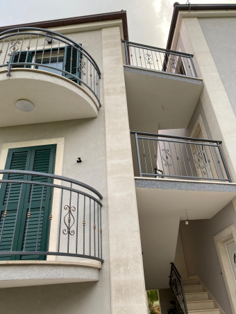 Apartment / Flat Bol Bol