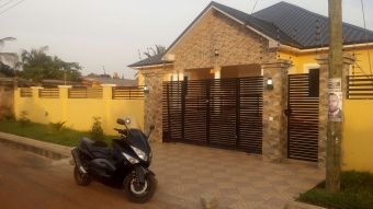 House Sakumono Sakumono