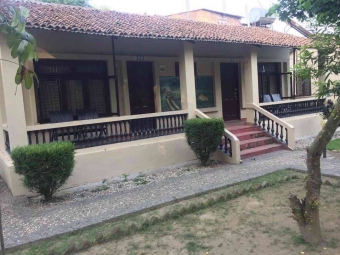 Business Sauraha Sauraha