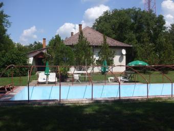 Pension in the woods Ött�m�s