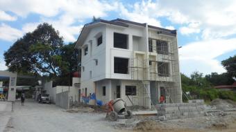 Townhouse for Sale in Quezon Cit Quezon City