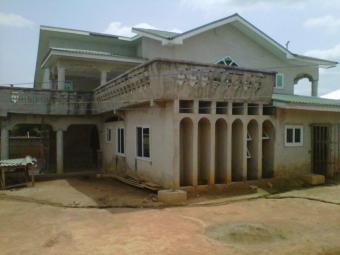 7bedrooms house for sale Kumsi