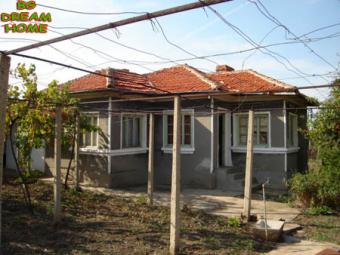 A Marvelous Single Storey House Yambol