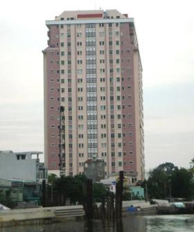 650$  river side apartment Hcmc
