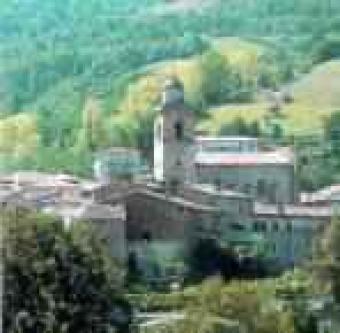 Stone townhouse in LE Marche Rotella