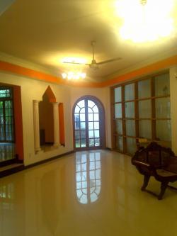 Luxury house for urgent salle Mount Lavinia