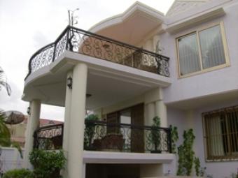 executive house to let Accra