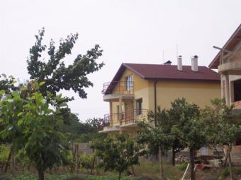 House in Ravna Gora,Varna Ravna Gora