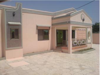 Five bedroom Luxury house 4 sale Accra Taifa