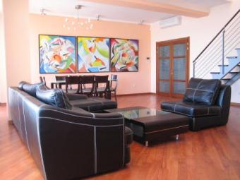 FOR RENT IN THE CENTER Tbilisi