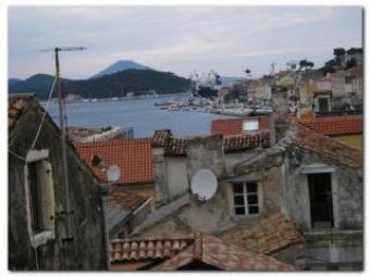 Beautiful house on island Losinj Lo�inj