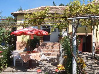 Renovated house 19km from sea Dobrich County
