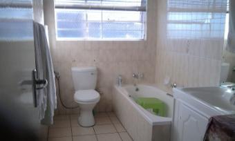 Apartment / Flat Johannesburg Johannesburg