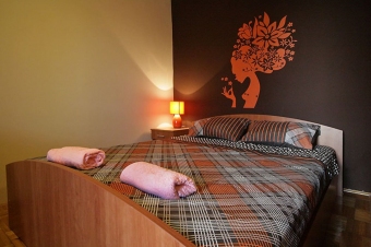 Apartment / Flat Bar Bar