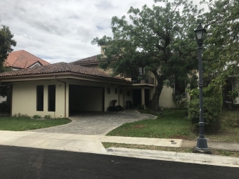 House Santa Ana Santa Ana