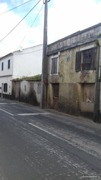 House For Restoration Leiria